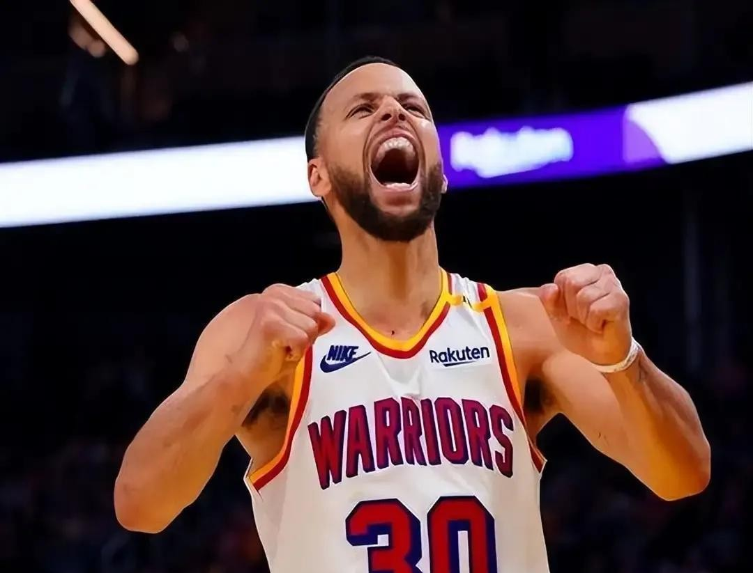 爱游戏体育-库里连续十五场比赛得分超过爆冷，尤文图斯不断突破！